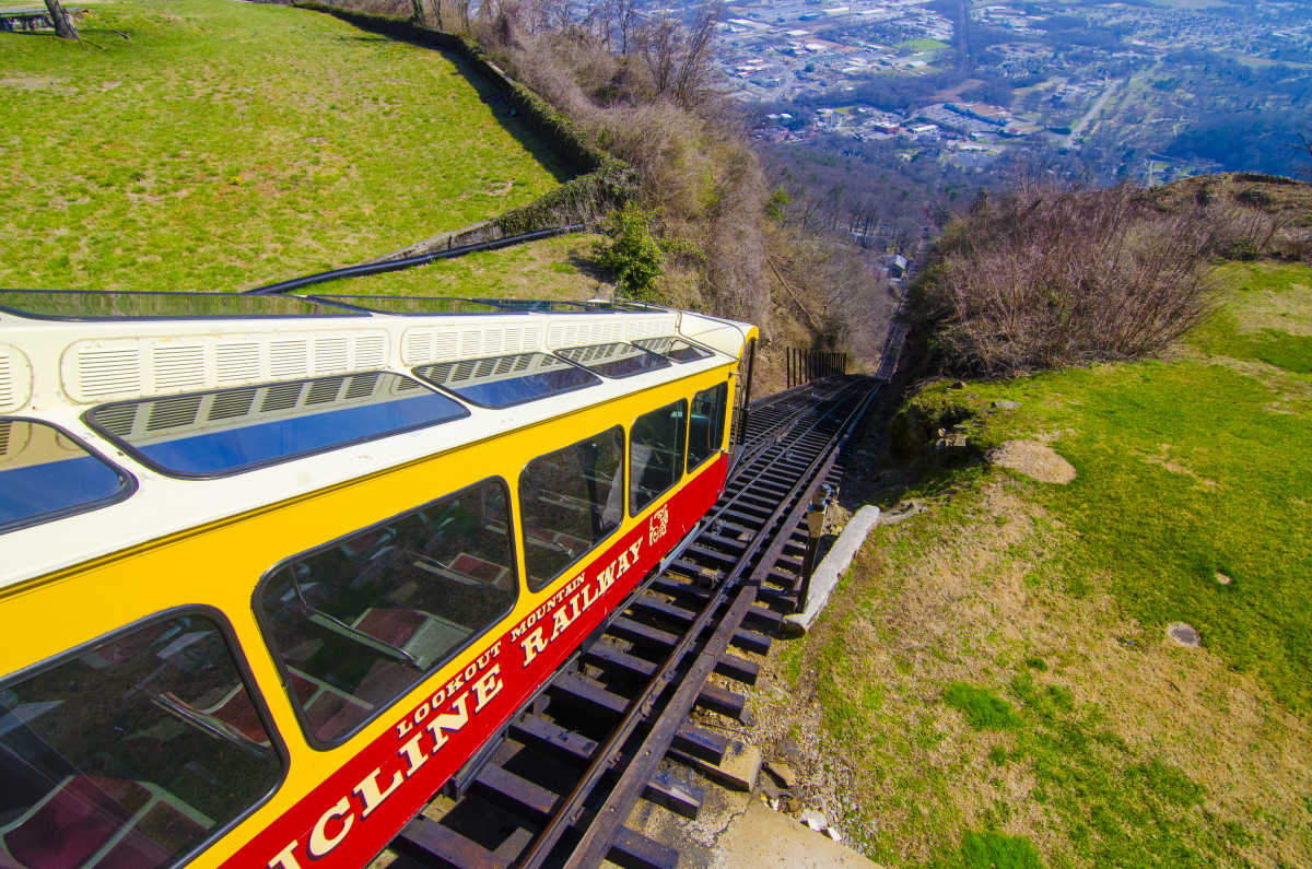 Lookout Mountain Incline Railway in Chattanooga, Tennessee - have-kids ...